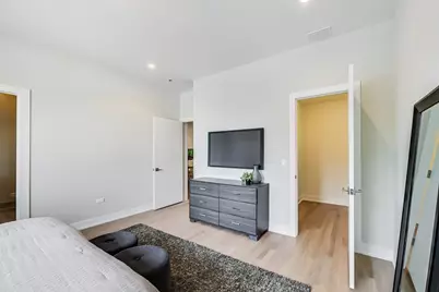 3204 N Clifton Avenue #310, Chicago, IL 60657 - Photo 3