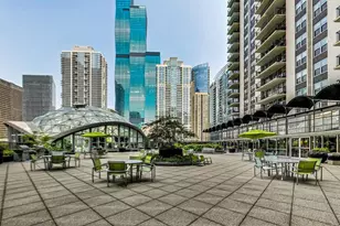 400 E Randolph St, Chicago, IL 60601 - Photo 17