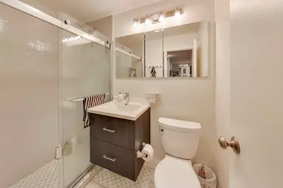 400 E Randolph Street #2425, Chicago, IL 60601 - Photo 13