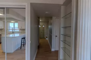 4345 Mumford Dr, Hoffman Estates, IL 60192 - Photo 19