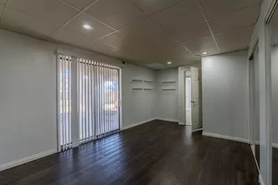 4345 Mumford Drive, Hoffman Estates, IL 60192 - Photo 39