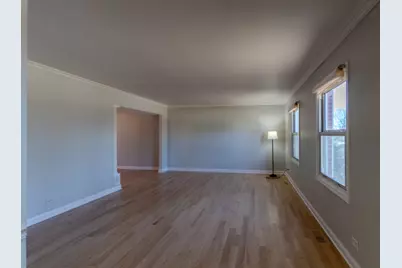 4345 Mumford Drive, Hoffman Estates, IL 60192 - Photo 9