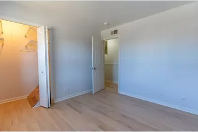 4345 Mumford Drive, Hoffman Estates, IL 60192 - Photo 23