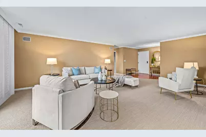 1350 N Western Avenue #310, Lake Forest, IL 60045 - Photo 3