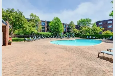 1350 N Western Avenue #310, Lake Forest, IL 60045 - Photo 25