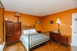 9128 W Terrace Dr, Niles, IL 60714 - Photo 7