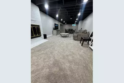 4555 Cleveland Street, Skokie, IL 60076 - Photo 25