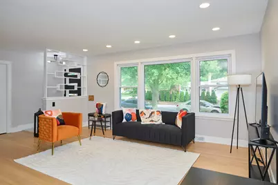 4555 Cleveland Street, Skokie, IL 60076 - Photo 7