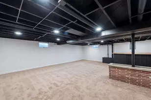 1916 Niva Ct, Waukegan, IL 60087 - Photo 9