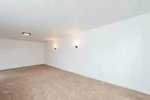 1916 Niva Ct, Waukegan, IL 60087 - Photo 23