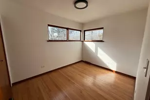 1916 Niva Ct, Waukegan, IL 60087 - Photo 7