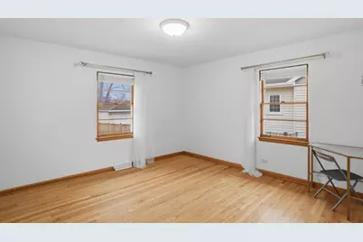 906 S Kirk Avenue, Elmhurst, IL 60126 - Photo 15