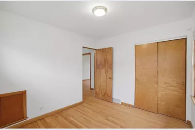 906 S Kirk Avenue, Elmhurst, IL 60126 - Photo 11