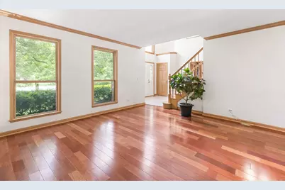 484 Blodgett Court, Naperville, IL 60565 - Photo 3