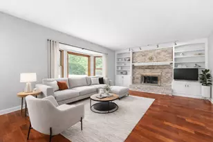 484 Blodgett Ct, Naperville, IL 60565 - Photo 7