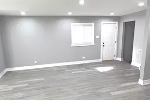 9339 S Burnside Ave, Chicago, IL 60619 - Photo 9