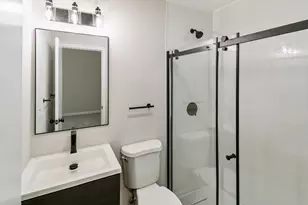 615 Polo Dr, Wheaton, IL 60187 - Photo 13