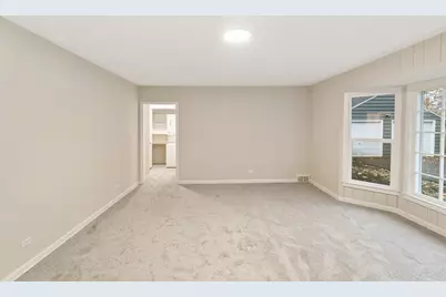 615 Polo Drive, Wheaton, IL 60187 - Photo 9