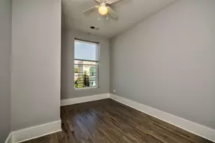 [Address not provided], Chicago, IL 60608 - Photo 9