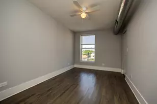 [Address not provided], Chicago, IL 60608 - Photo 5