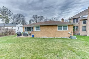 645 Justina St, Hinsdale, IL 60521 - Photo 23