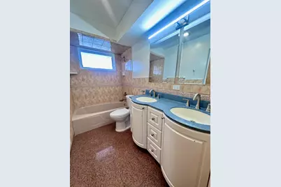 6923 N Avers Avenue, Lincolnwood, IL 60712 - Photo 17