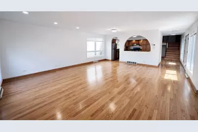 6923 N Avers Avenue, Lincolnwood, IL 60712 - Photo 3