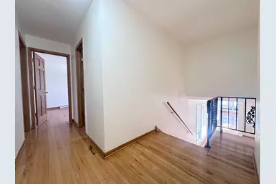 6923 N Avers Avenue, Lincolnwood, IL 60712 - Photo 9