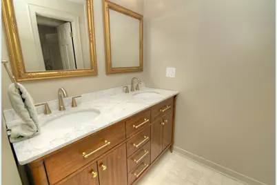 370 S Oriole Trail, Crystal Lake, IL 60014 - Photo 23