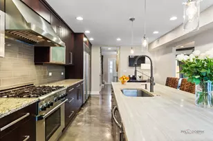 2 N Tower Rd, Oak Brook, IL 60523 - Photo 9