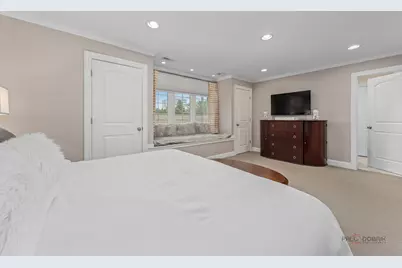 2 N Tower Road, Oak Brook, IL 60523 - Photo 23