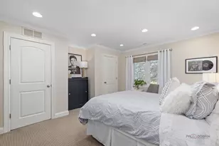 2 N Tower Rd, Oak Brook, IL 60523 - Photo 31