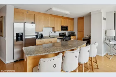 33 W Ontario Street #32A, Chicago, IL 60654 - Photo 5