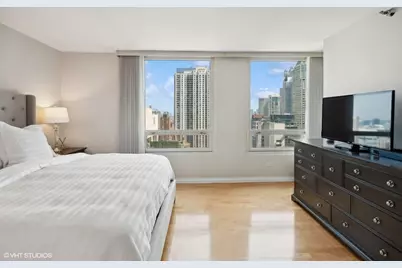 33 W Ontario Street #32A, Chicago, IL 60654 - Photo 9