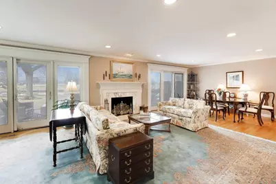 [Address not provided], Northbrook, IL 60062 - Photo 5