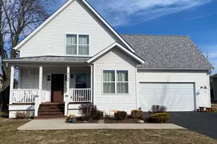 4144 Lake Park Ave, Gurnee, IL 60031 - Photo 1