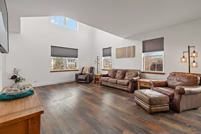 212 Bakers Drive W, Lakemoor, IL 60051 - Photo 7