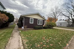 1060 W Hickory St, Kankakee, IL 60901 - Photo 1
