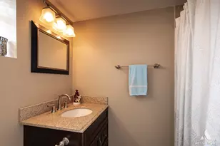 5831 S Meade Ave, Chicago, IL 60638 - Photo 19