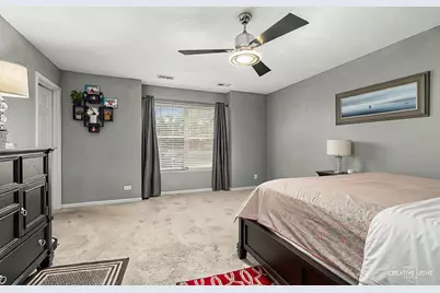 805 Lewisburg Lane, Aurora, IL 60504 - Photo 9