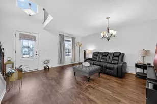 584 Marcello Dr, Hampshire, IL 60140 - Photo 7