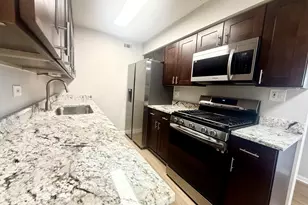 1533 N Windsor Dr, Arlington Heights, IL 60005 - Photo 5