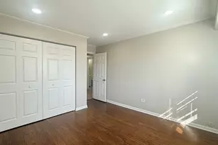 1533 N Windsor Dr, Arlington Heights, IL 60005 - Photo 9