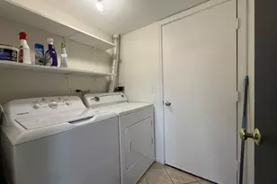 295 Chrisman Dr, Streamwood, IL 60107 - Photo 15