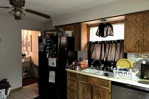 310 W 145th Pl, Riverdale, IL 60827 - Photo 3