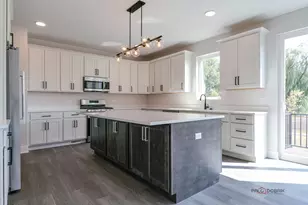 22144 W Casa Bella Vw, Kildeer, IL 60047 - Photo 3