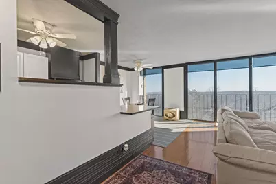 1800 7th Street #10E, East Moline, IL 61244 - Photo 3