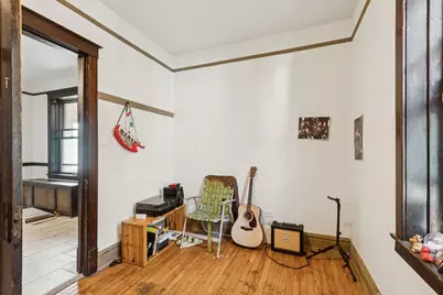 8548 S Manistee Avenue, Chicago, IL 60617 - Photo 13