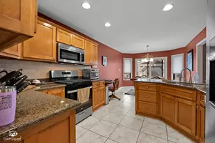 1212 Southcreek Dr, Manteno, IL 60950 - Photo 13