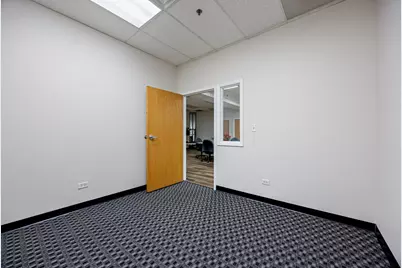 [Address not provided], Lisle, IL 60532 - Photo 7
